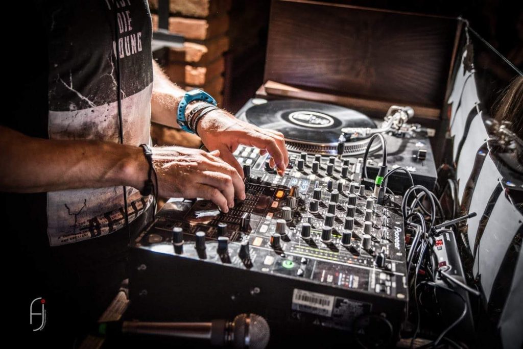 DJ SRP - BURYSAX - Artists for your events